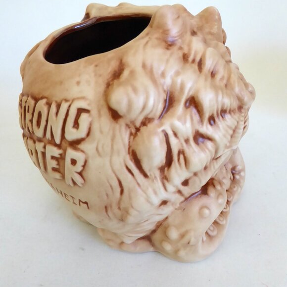 NEW SIGNED 2021 DOUG HORNE ZOMBIE KING SKULL 1st EDITION STRONGWATER TIKI MUG - Picture 4 of 11